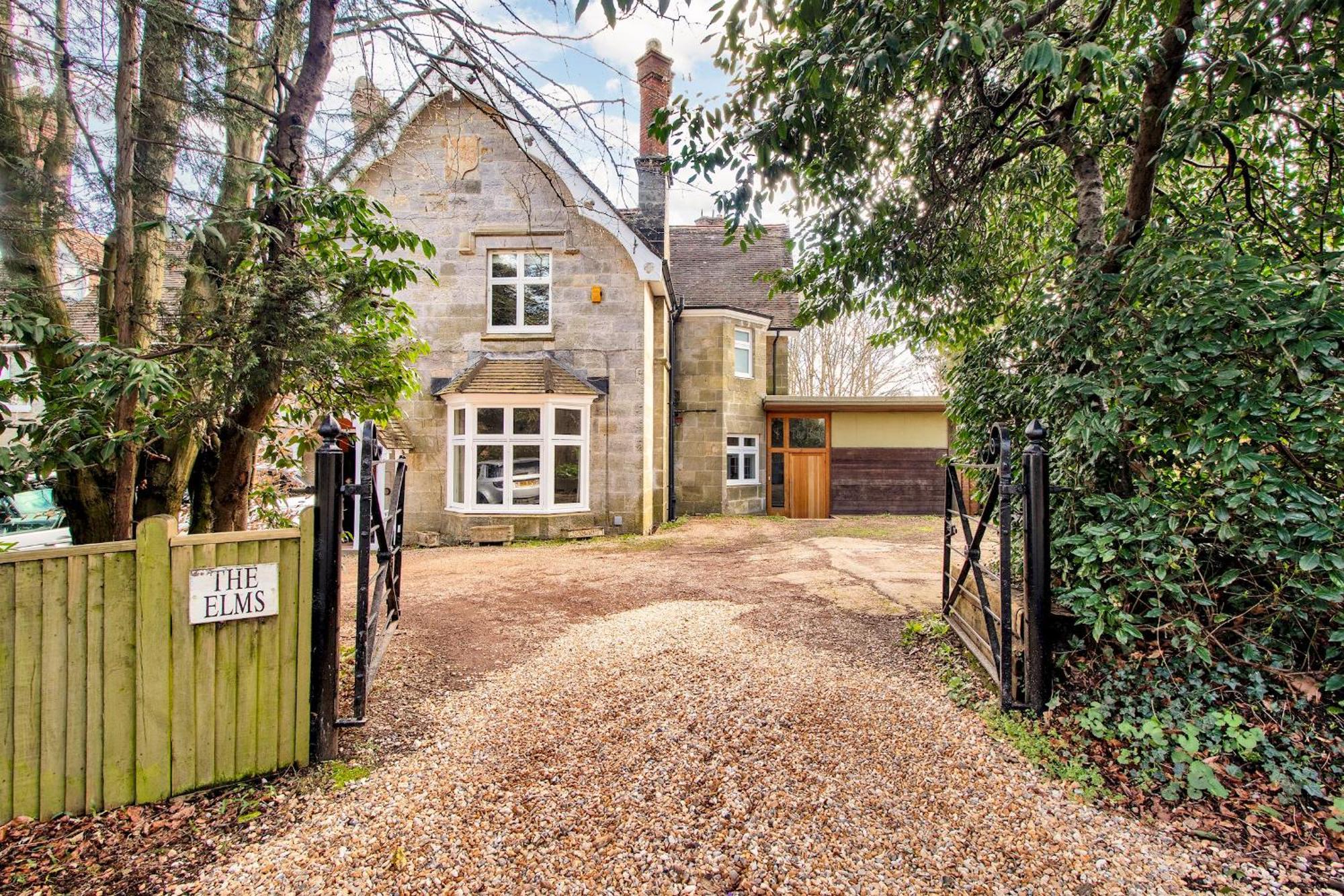 Sanctuary Forest Row Countryside Village Escape Pass The Keys Exterior photo